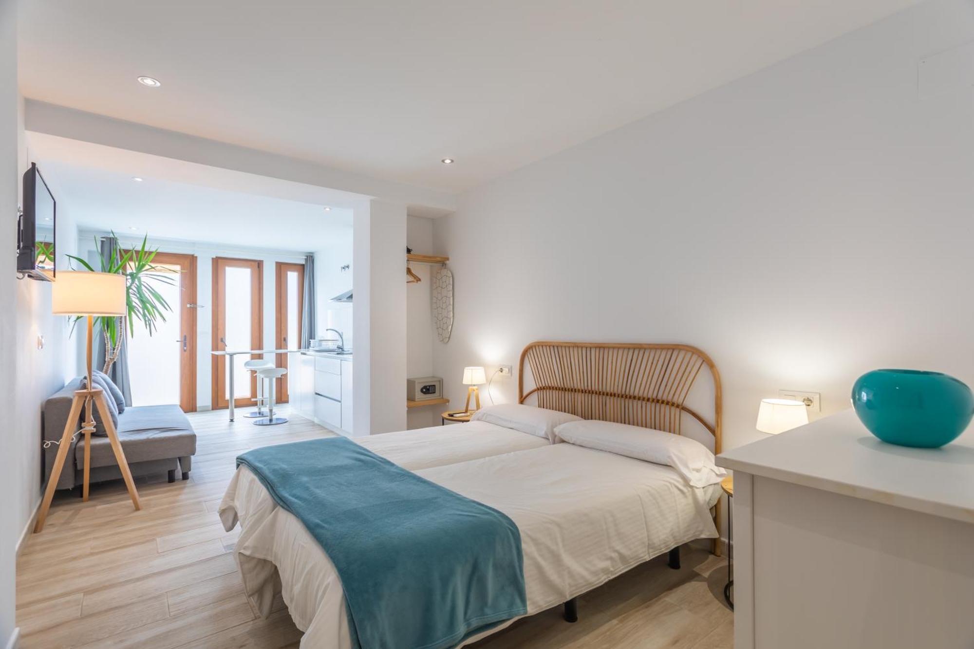 Malabau Beach House Тарифа Екстериор снимка