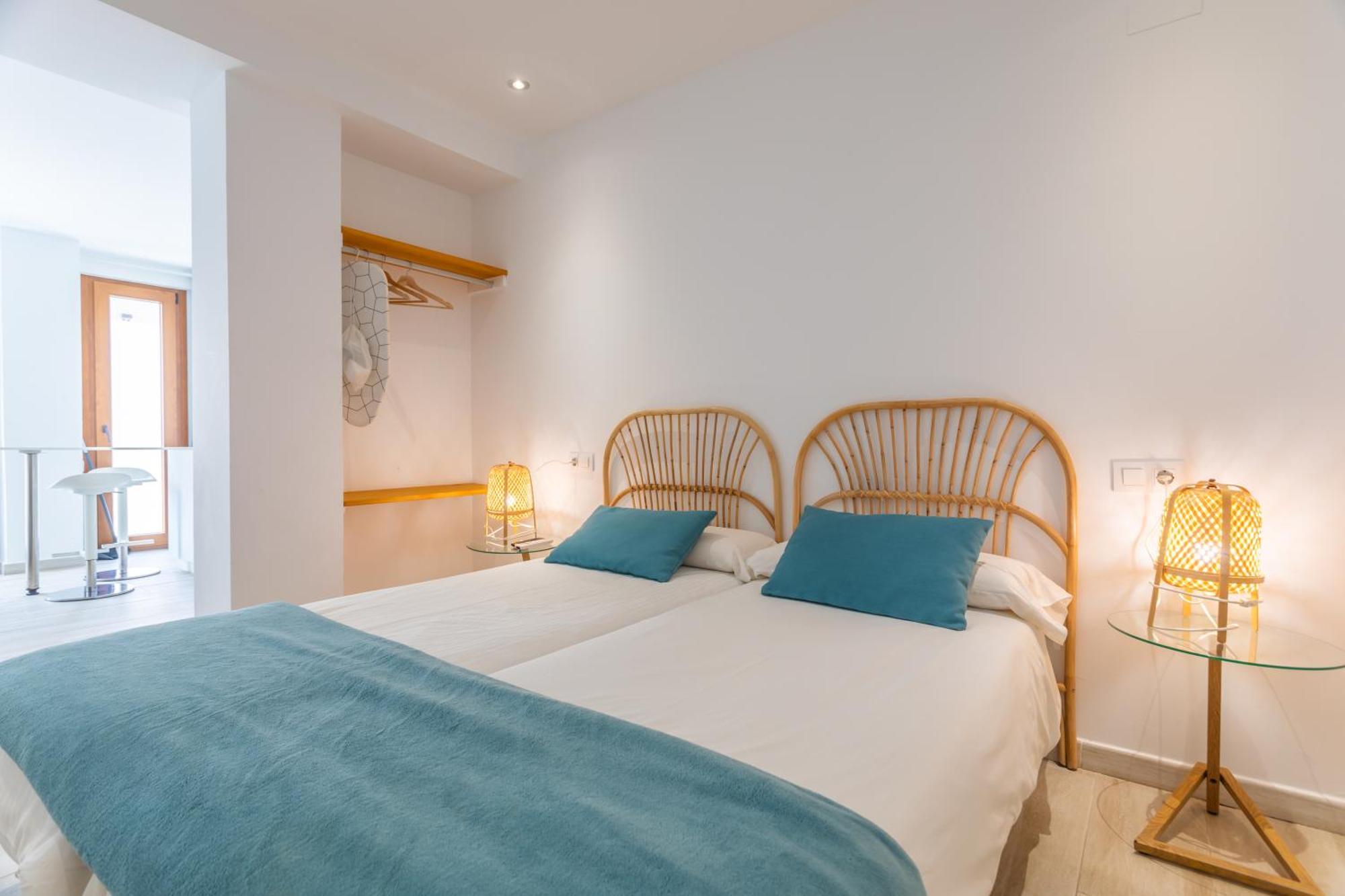 Malabau Beach House Тарифа Екстериор снимка