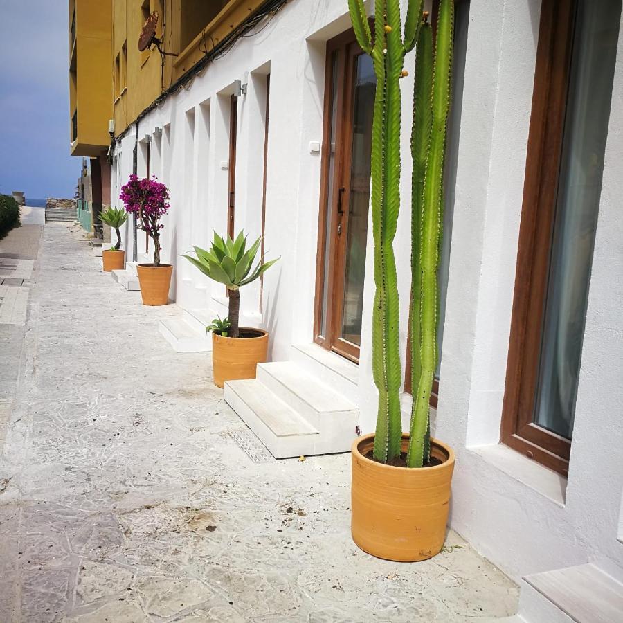 Malabau Beach House Тарифа Екстериор снимка